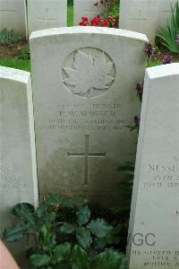 Canada Cemetery Tilloy Les Cambrai - Winter, F W